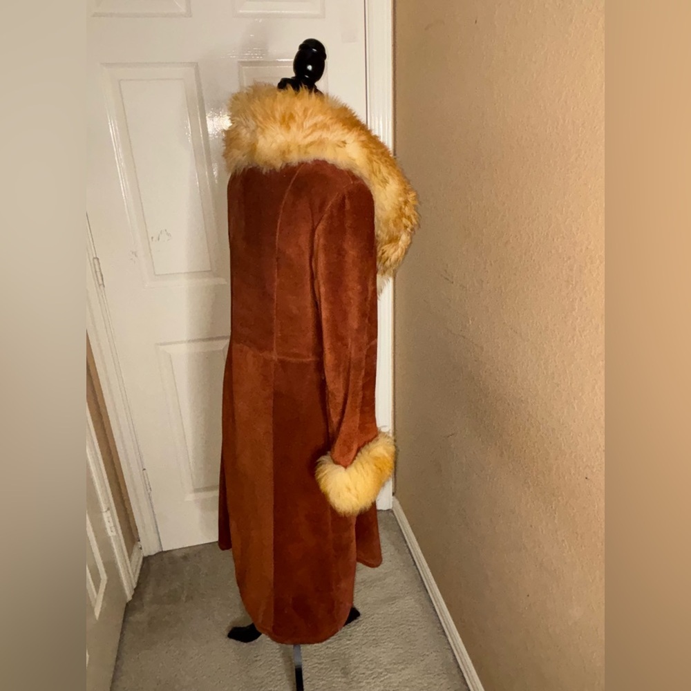 Vintage INSANE GORGEOUS  Rust Colored shearling sheepskin princess coat Size 12​ - Picture 5 of 12